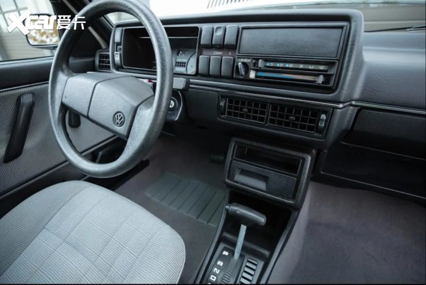 国内少见1989款双门大众捷达