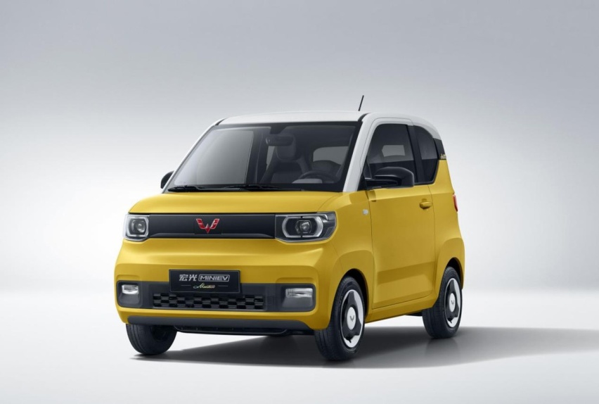 五菱宏光MINI EV和奇瑞QQ冰淇淋，谁才是国民神车？你更看好谁？