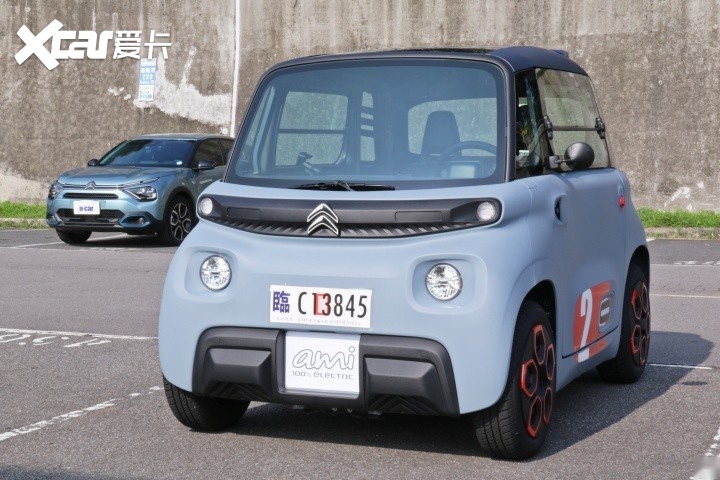 地表上没有别的电动车比它更可爱,实车实拍雪铁龙ami