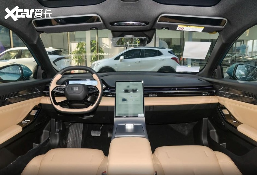 10多万的插混车，银河L6现金优惠8000元，合不合适动态试驾给你答案