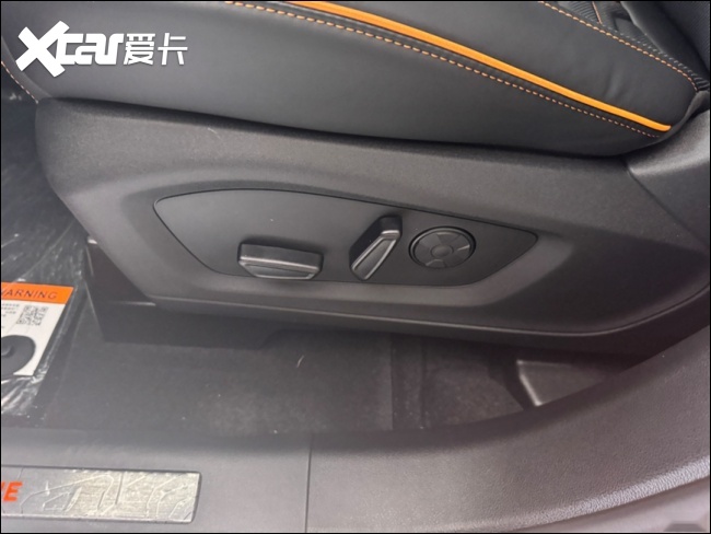 27款探险者昆仑巅峰，依然硬派，依旧能打
