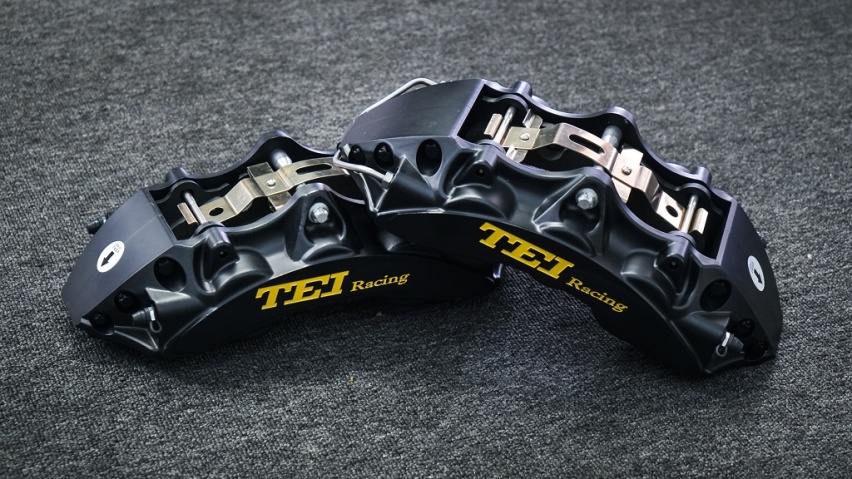 2016款捷豹F-PACE改装TEI Racing P60NS刹车套件
