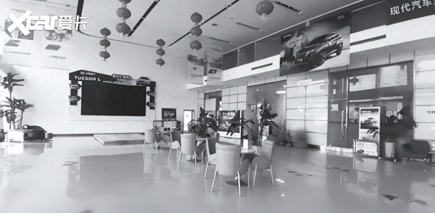 市场乱套了！上半年超1400家4S店退网，卖新能源的照常关