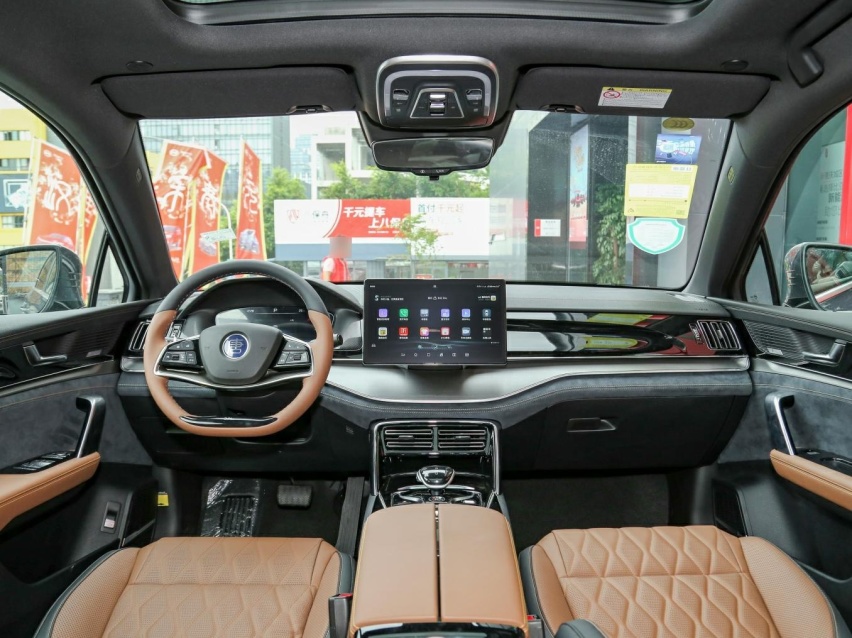 手握20万买插混SUV，只选入门款，护卫舰07和唐DM谁更划算？