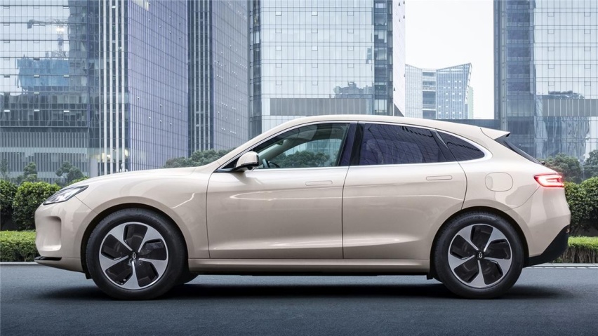 对标Model Y， AITO问界M5 EV正式上市！