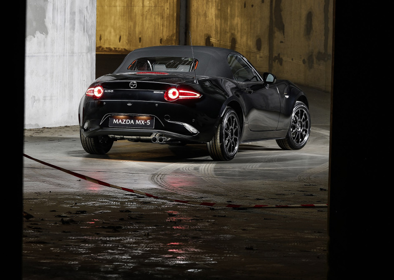 限量110台 马自达MX-5限量版官图发布