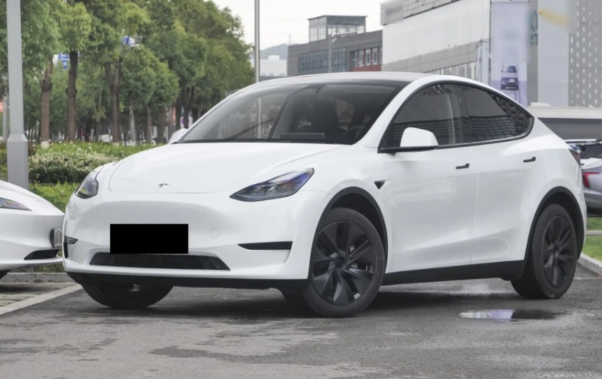 24.99万起售，全系标配400V高压快充平台，特斯拉Model Y值