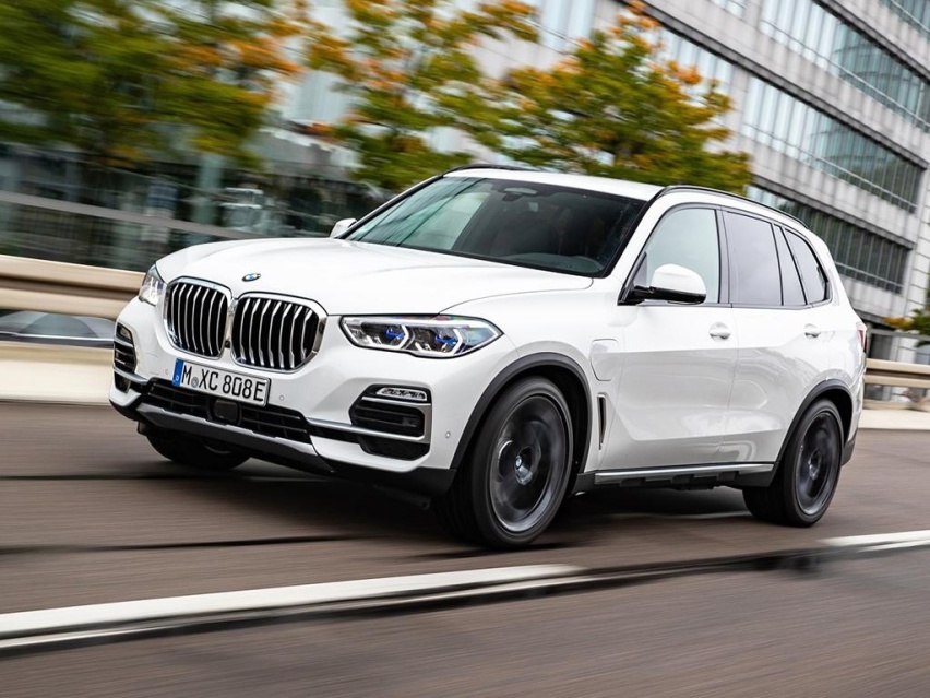 纯电续航80公里，高端新能源SUV，看全新宝马X5插电混动版