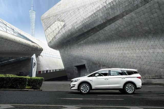 手握15万怎么挑MPV？资深车评人手把手来教