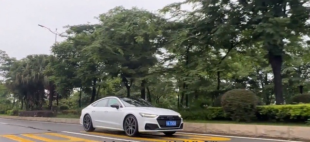 试驾“最美奥迪车”：340马力带四驱，你想要的它能一次性满足你