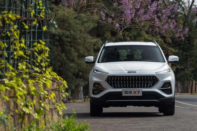 七座空间五座车，8.28万起，江淮乘用车3.0时代首款SUV