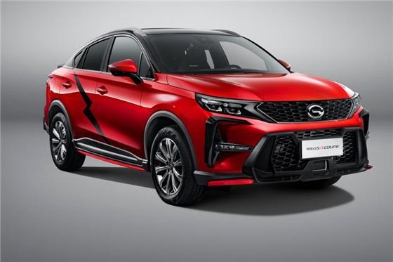 冯兴亚直播带货首秀，传祺GS4 COUPE 上市，13.68万元起，心动