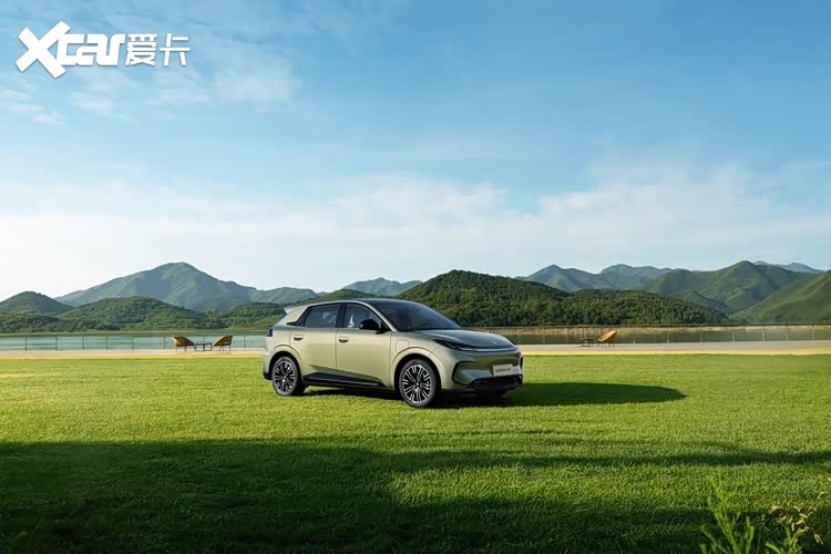 A0级最长续航！极狐贝塔T1 550km上市7.68万起售