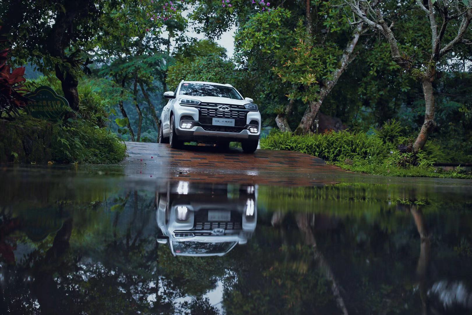 �O�ޝ��700KM�C�� ȫ��һ����8�ؾ���������w�(y��n)