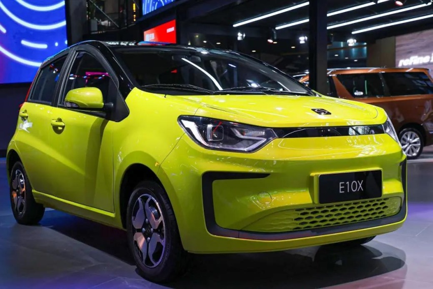 3万元何必盯着五菱宏光MINI？这两款车颜值高、跑300公里