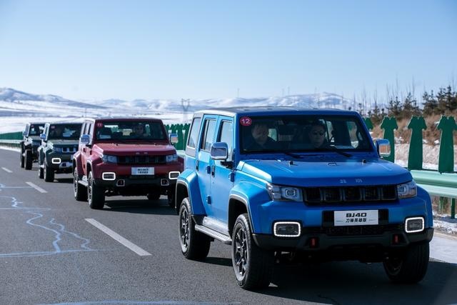 标配三把锁的专业越野车 BJ40刀锋英雄版为嫦娥五号保驾护航
