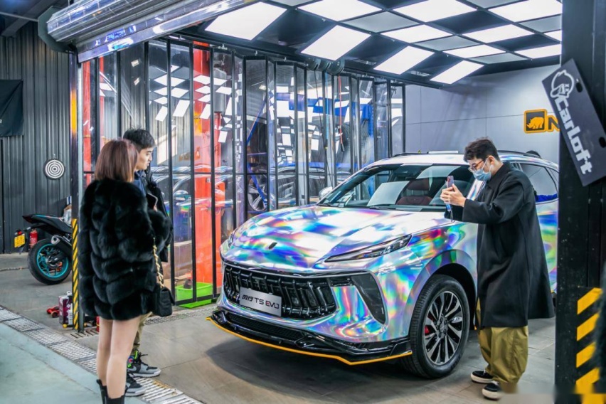 百万超跑齐聚北京街头，风行T5 EVO成功抢占C位