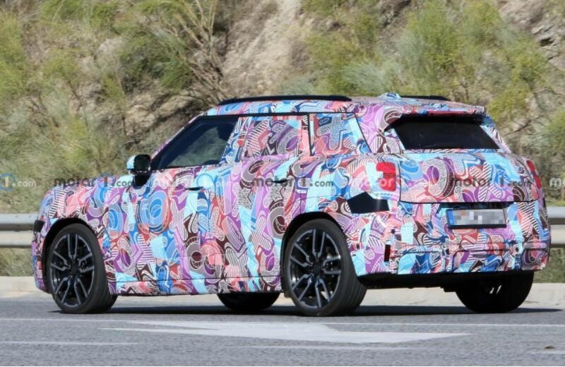 纯电小型SUV搅局者？2024年亮相，MINI Aceman海外谍照曝