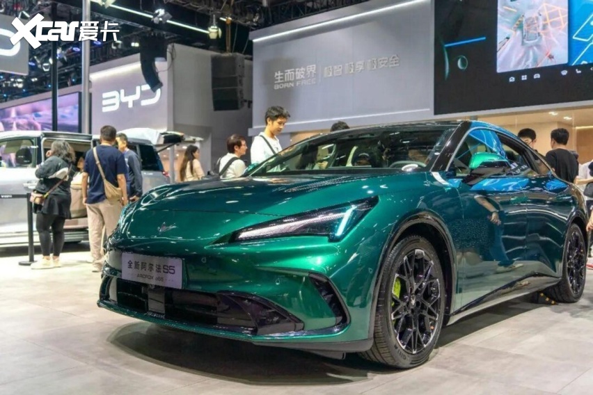 北汽4000万辆之后：极狐问道V9如何成为国企新能源的“复利样本”