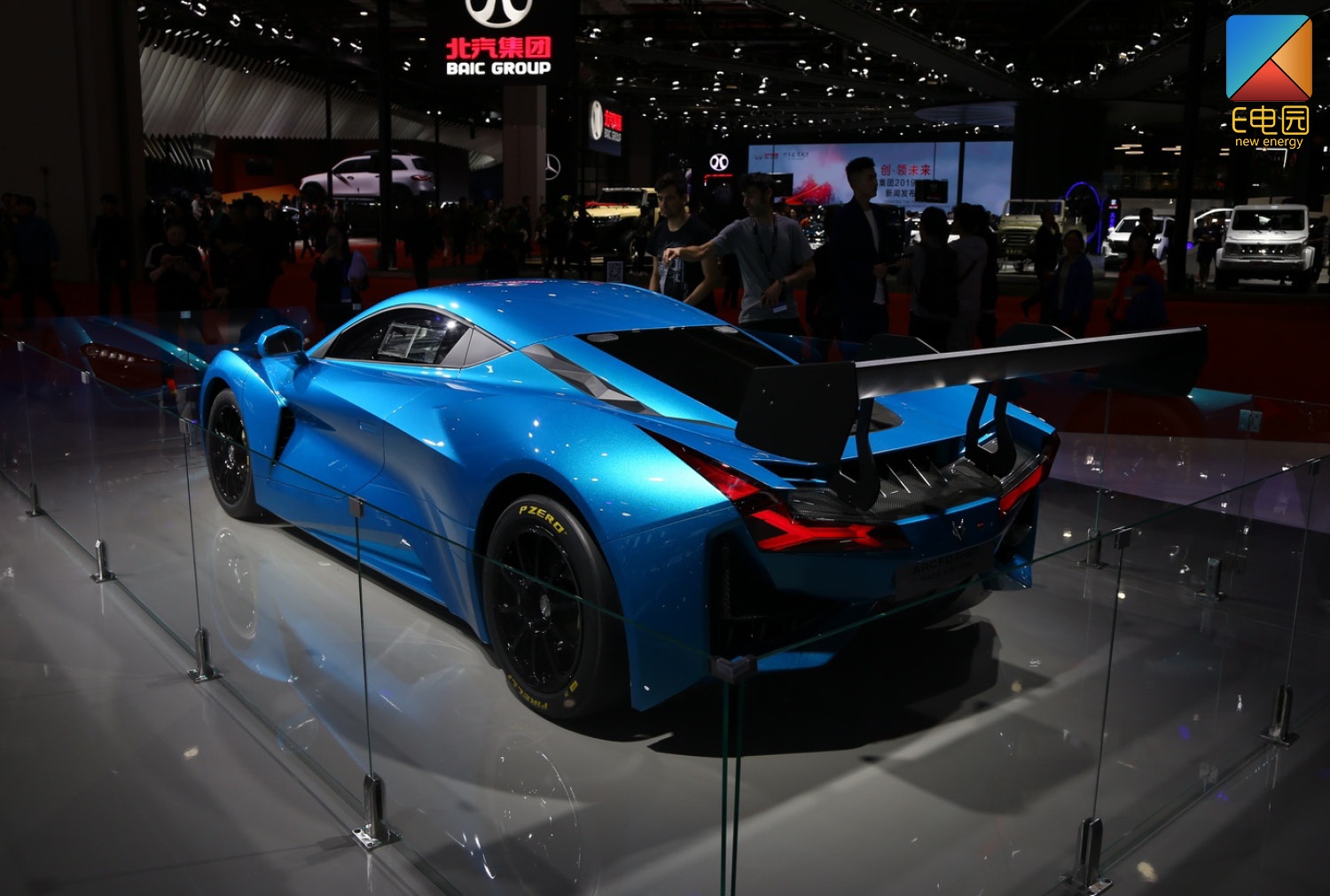 谁说电动车不能炸翻全场6款纯电动超跑盘点