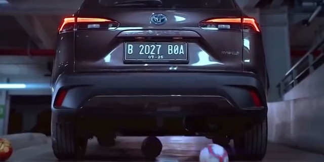 卡罗拉终于升级为SUV，油耗4.3升，比本田飞度还大，15万看啥CRV
