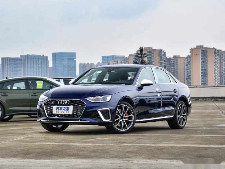 比S4贵了15万，S5多出来的这些值15万吗？