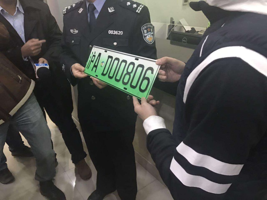 1年销量破10万！这25级中国车都卖爆了 真越贵越多人买？