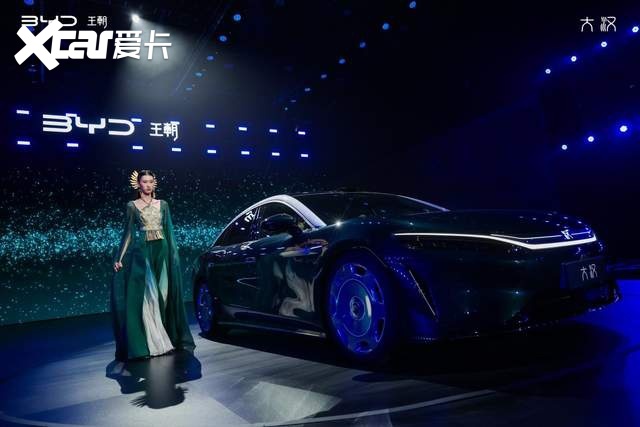 纯电续航1008公里标配闪充,比亚迪大汉正式上市,售价23.59万起