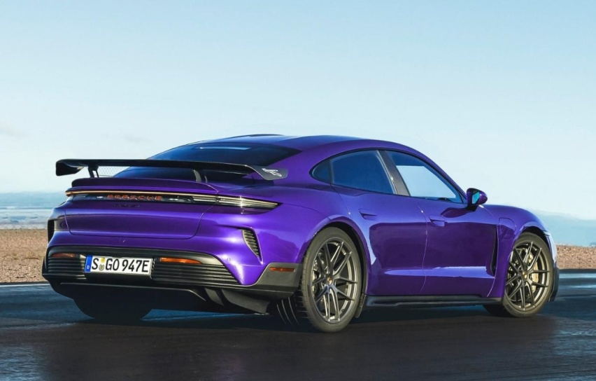 2025款保时捷Taycan Turbo GT，双电机超1100马力，
