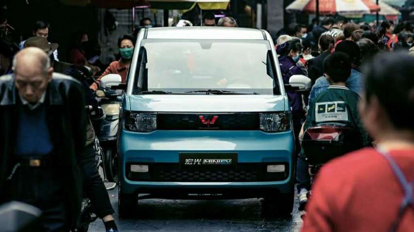 只要2.98万！生活从此告别日晒雨淋！五菱宏光MINI EV