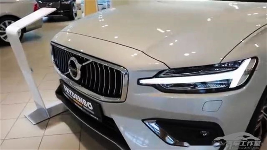 全新沃尔沃V60 八月国内开售 约32万 贵吗？