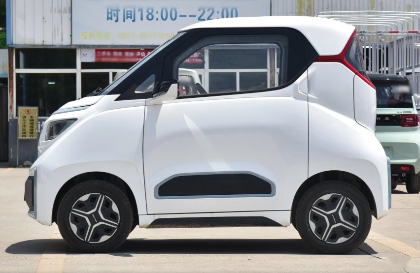 5万多的全新电动车！一公里才几分钱，外观时尚，来自上汽