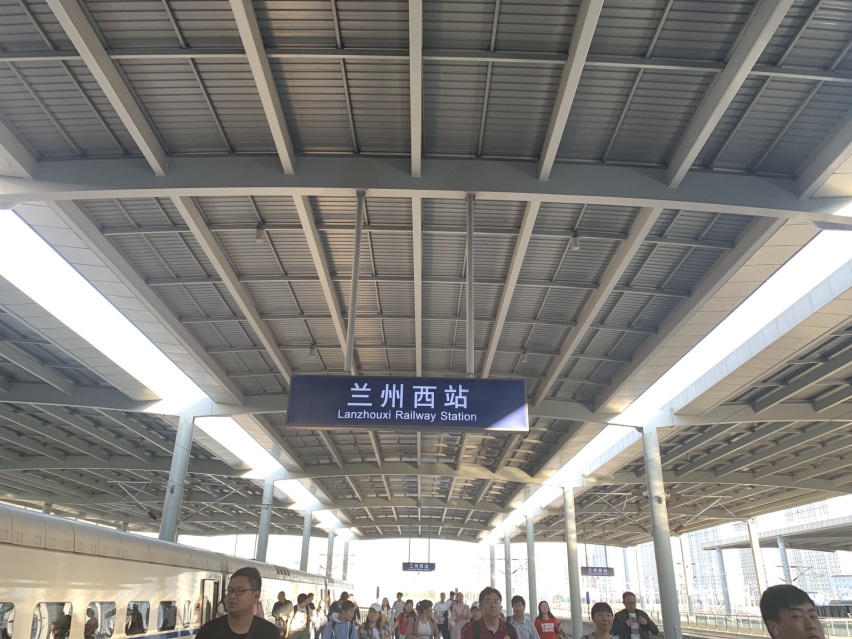 司有普游记：穿越腾格里沙漠