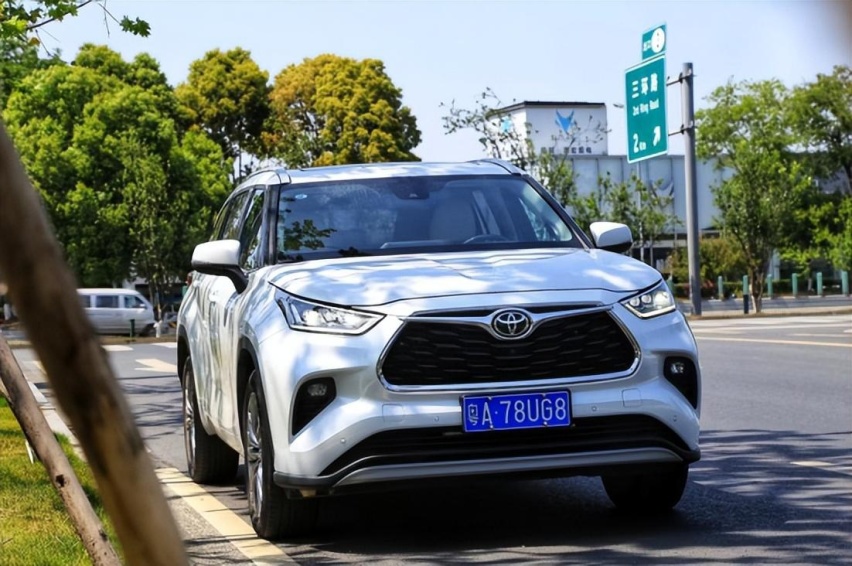 试驾全新汉兰达380T：进口2.0T+8AT，动力平顺