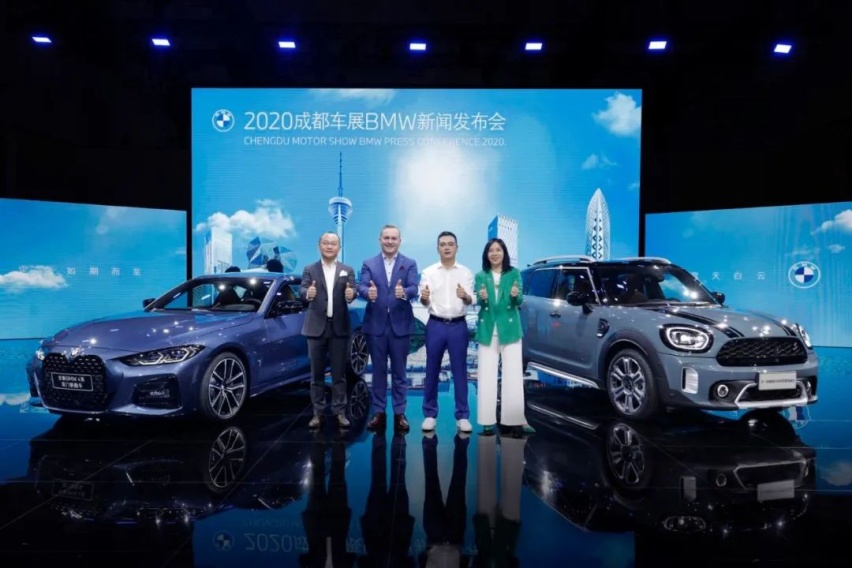 成都车展丨两款车型在华首秀并预售，宝马下半年将强化产品攻势！