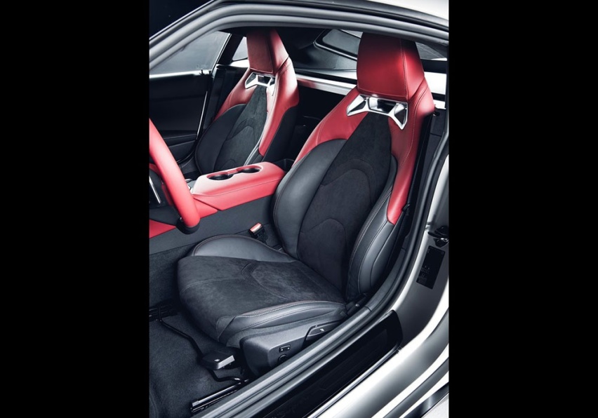 百公里加速仅需5.2秒 丰田Supra 2.0L Turbo