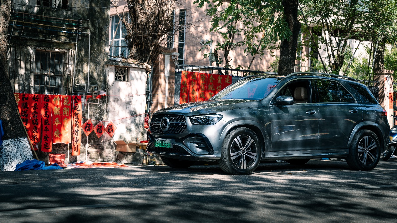 2000�����´�����w򞣺��÷ِ��˹-���YGLE 400e���ώX����ζ