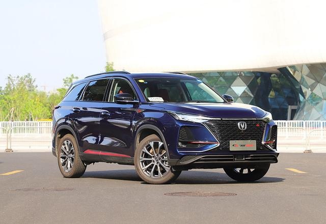 15万该选轿车还是SUV？这4款空间与配置适合家用