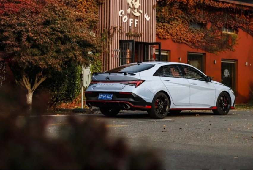 【试】敬那些燃油性能坚守者们！ 试驾现代ELANTRA N