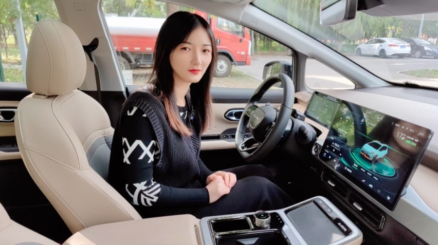 试驾广汽埃安AION Y纯电动SUV 悬挂偏软支撑不够？