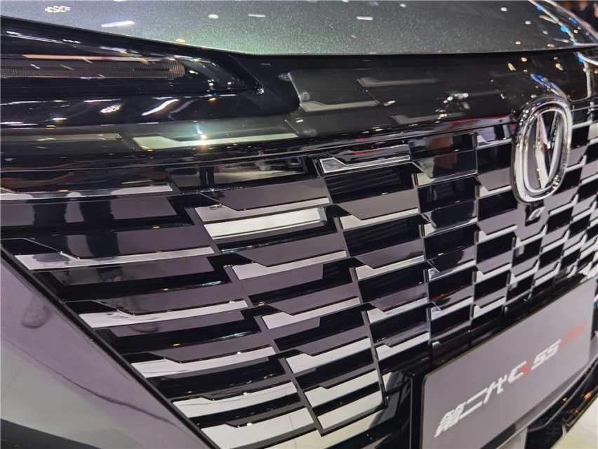 2021上海车展：全新长安CS55 PLUS成新晋网红