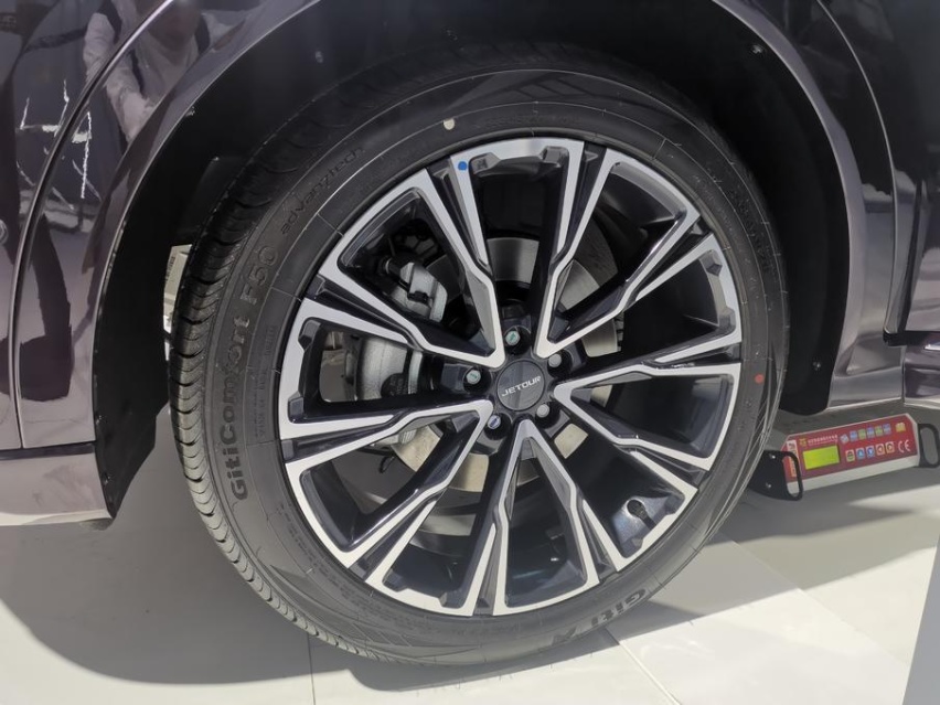 2021上海车展：捷途X70 PLUS诸葛版与捷途X90实拍