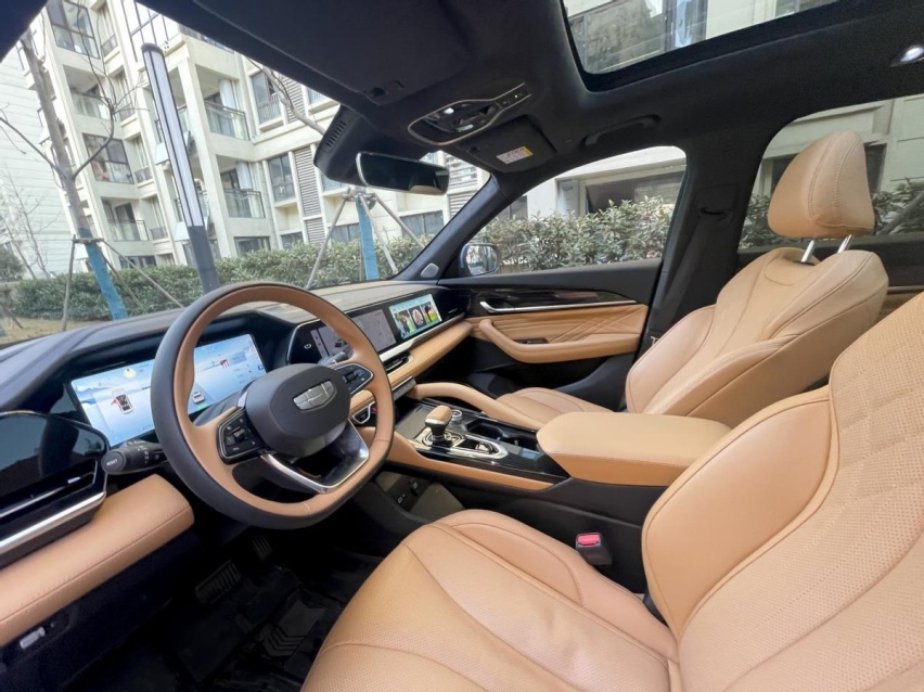 买一得三，续航超1300km，星越L Hi·P用实力叩开用户心门