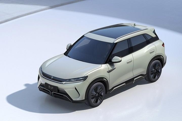 10万级又添新车，比亚迪元UP上市，配置丰富，最大续航401km
