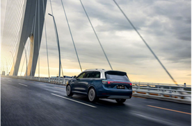 一抹蓝光的温度：问界M9小蓝灯升级背后的用户哲学