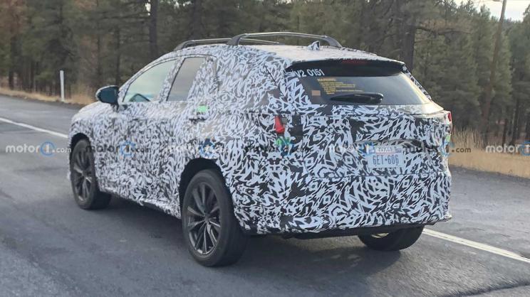 全新雷克萨斯 NX 谍照曝光 预计于年内发布