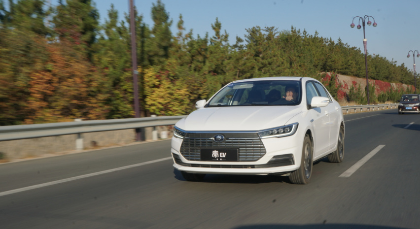 ​勤俭持家的利器，比亚迪全新秦EV 续航实测超500公里