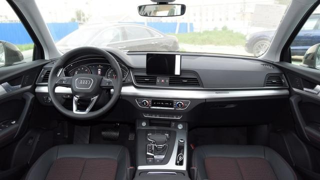 奥迪Q5L养车费用：月均2200元，一点都不贵？