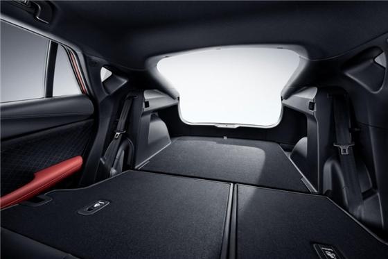 冯兴亚直播带货首秀，传祺GS4 COUPE 上市，13.68万元起，心动