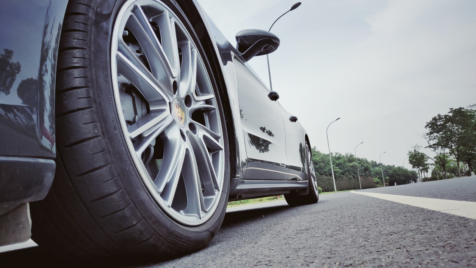 ������Փ���������Ҫ�_��܇���ԇ���r��Panamera4S